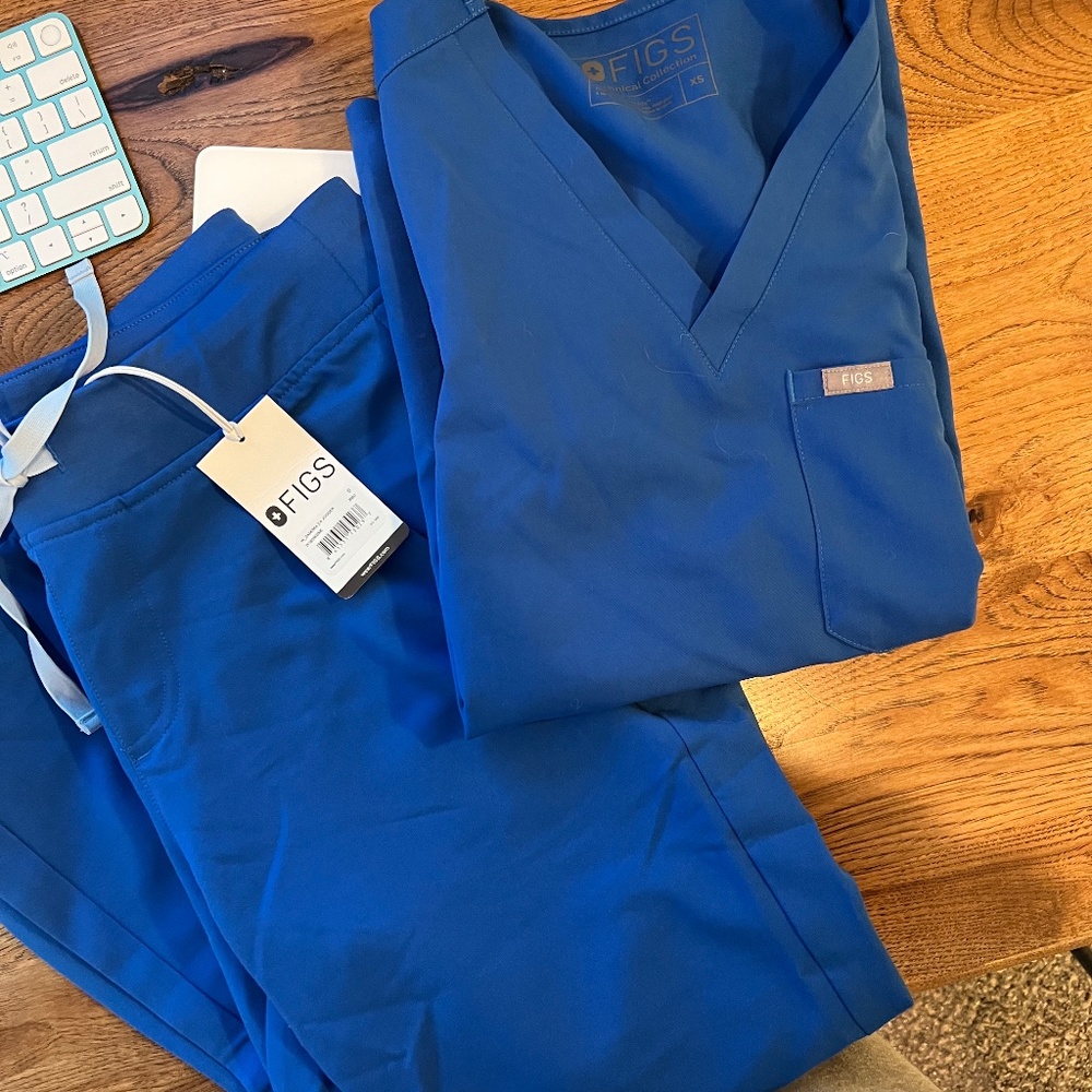 Figs Royal blue zamora joggers + Catarina scrub top - Never worn